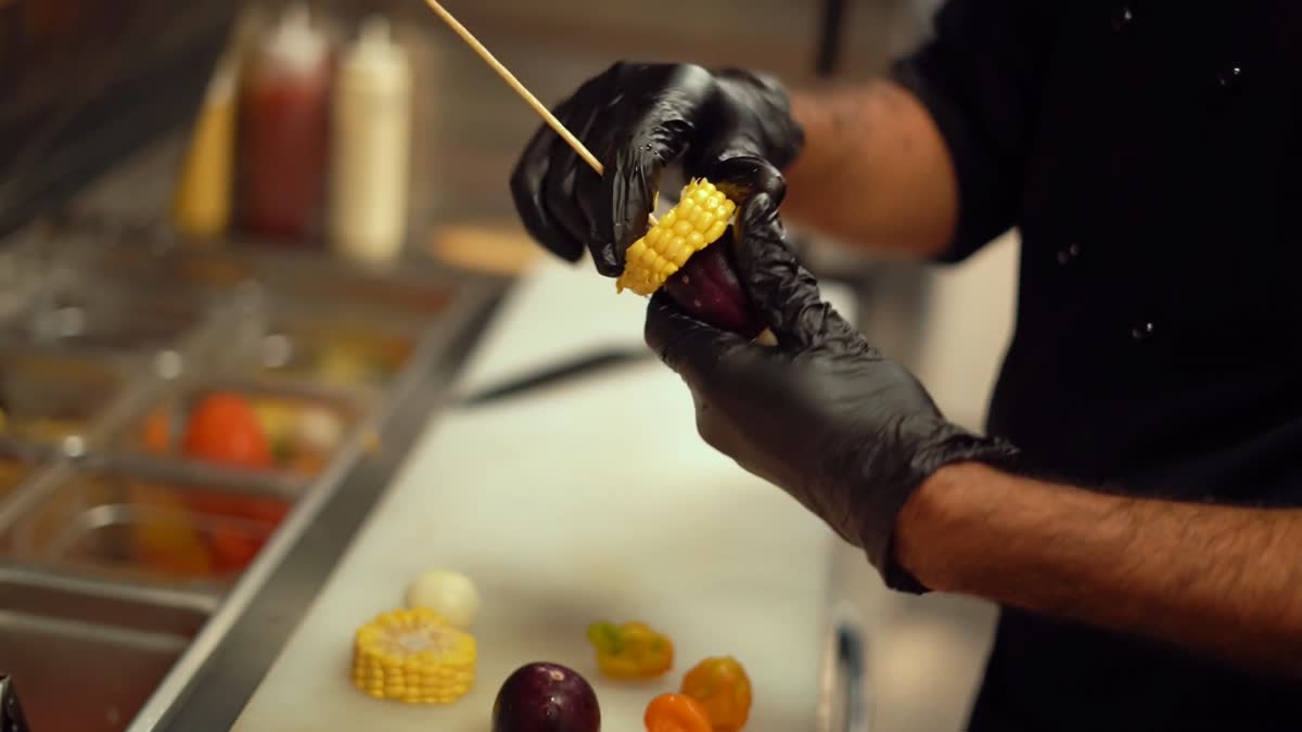 Freshness in the making — sample kitchen footage